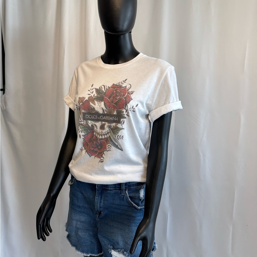 Designer Inspired Floral Graphic Tee with Skull - Picture 2 of 6